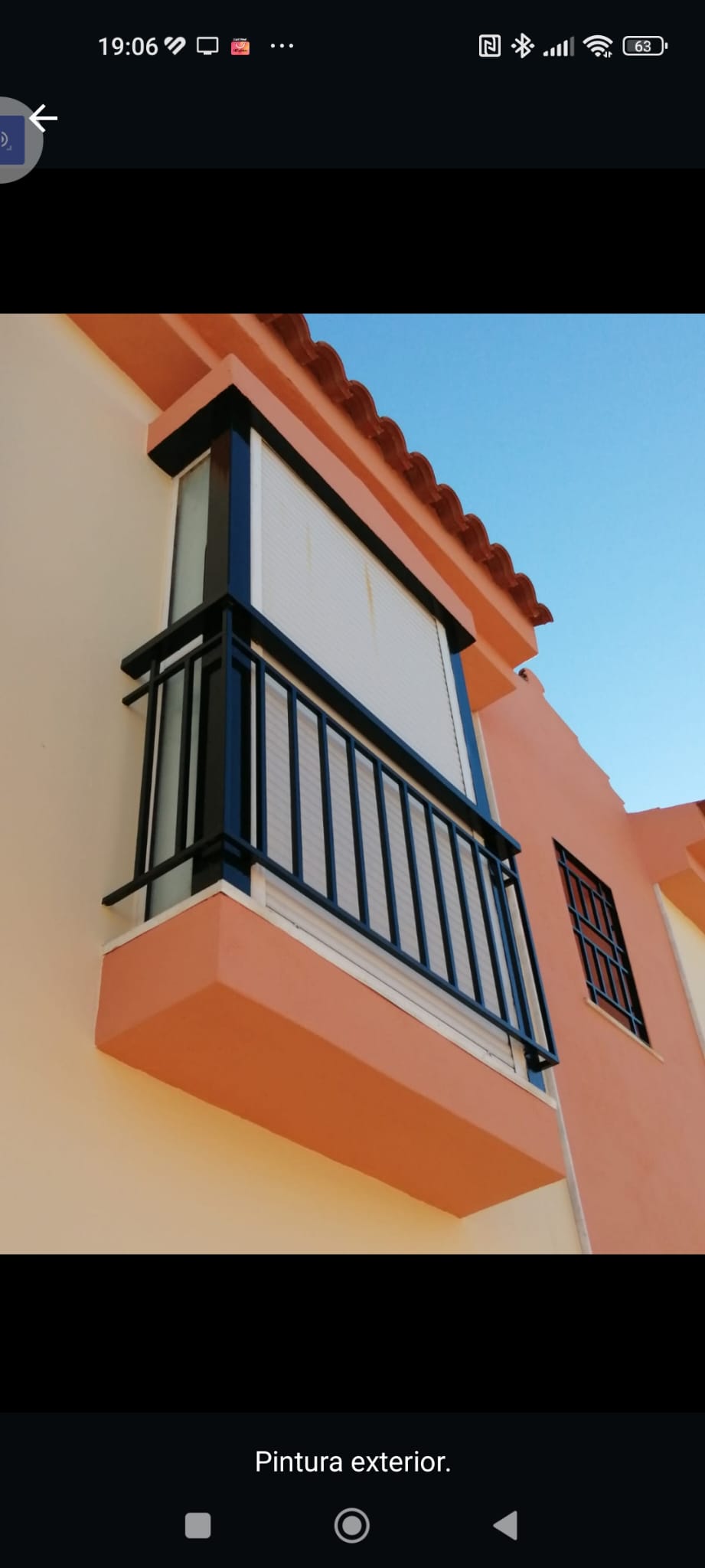 imagen de trabajo de pintura en piscinas