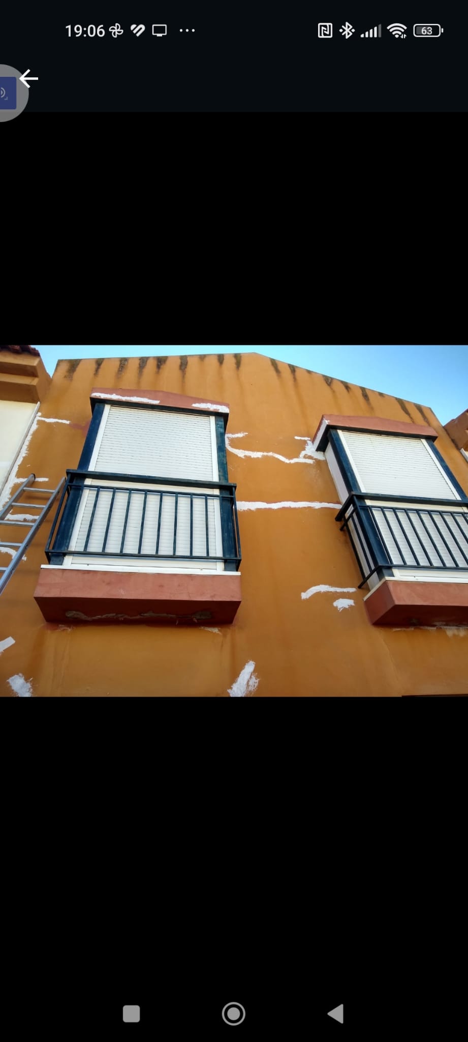 imagen de trabajo de pintura en piscinas