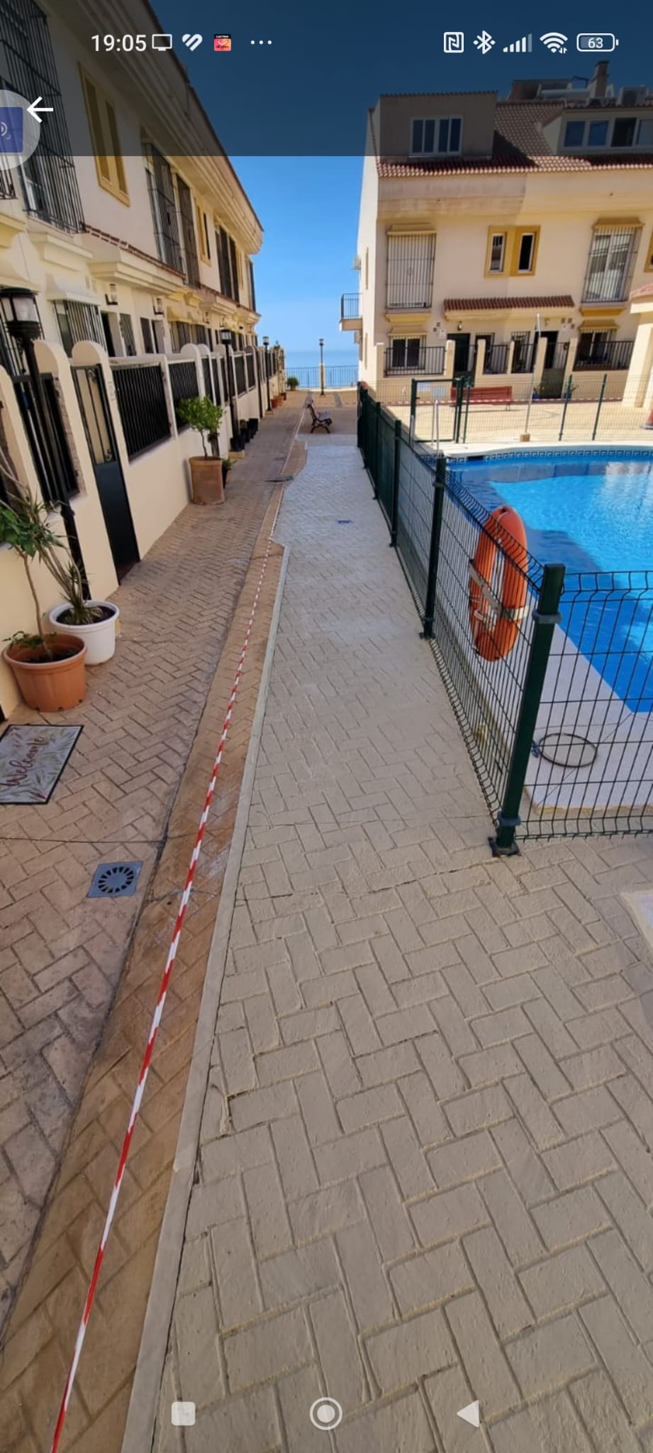 imagen de trabajo de pintura en piscinas